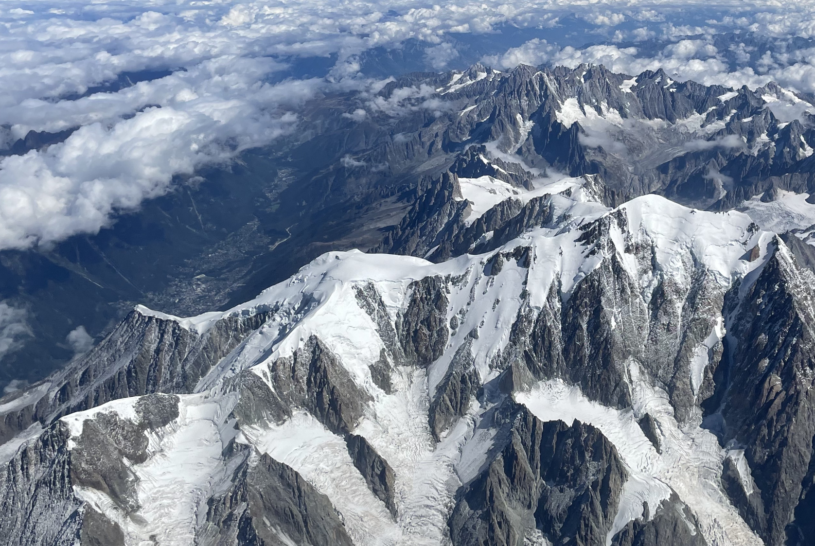  Traversée Bionnassay | Arête neigeuse Mont Blanc | Chamonix Guides