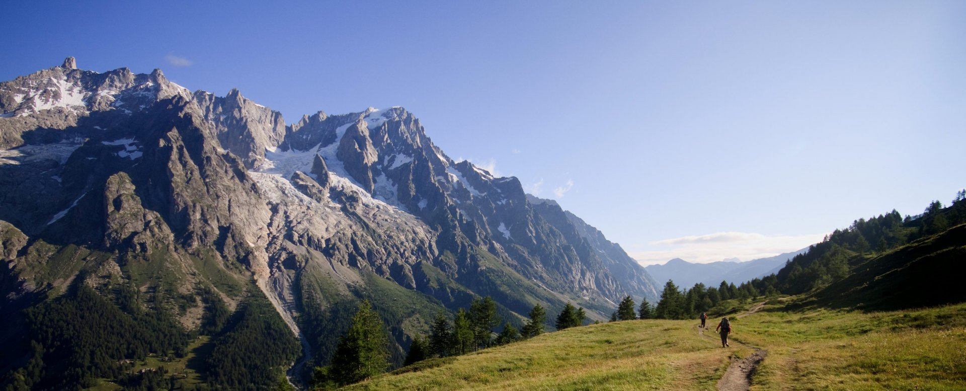 Randonneurs val ferret italie, Grandes jorasses versant sud
