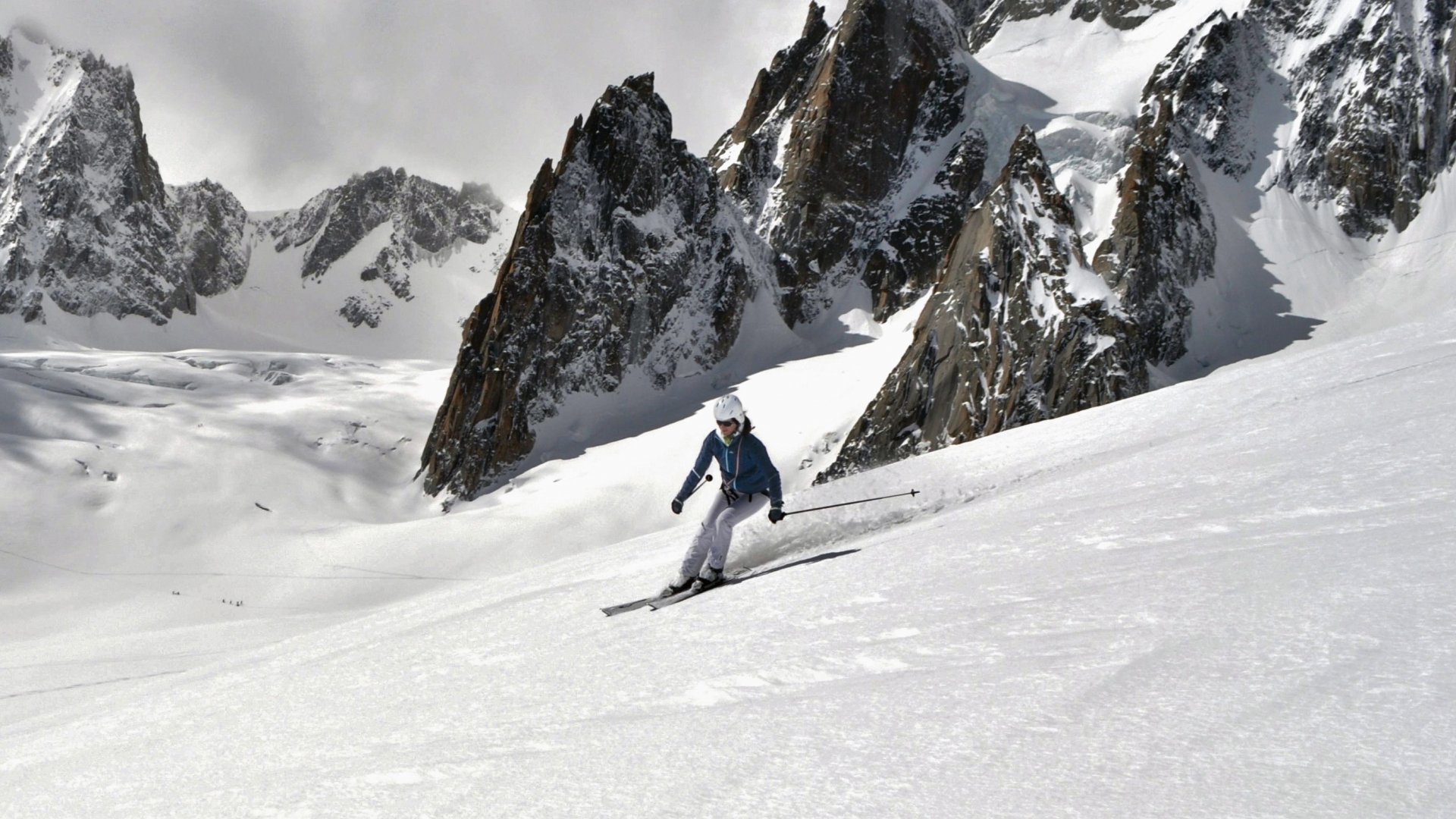 Descente de la Vallée Blanche à skis