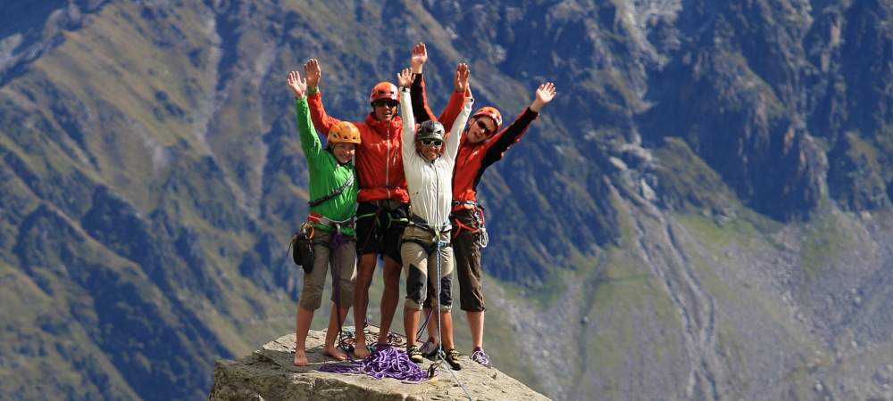 LES AIGUILLES DE CHAMONIX. par ISSELIN HENRI: bon Couverture souple