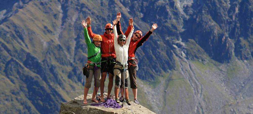 Grimpeurs au sommet de l'Aiguillette d'Argentière