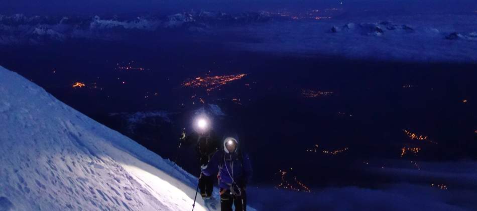Mont Blanc à ski de randonnée, arête nord du Dôme