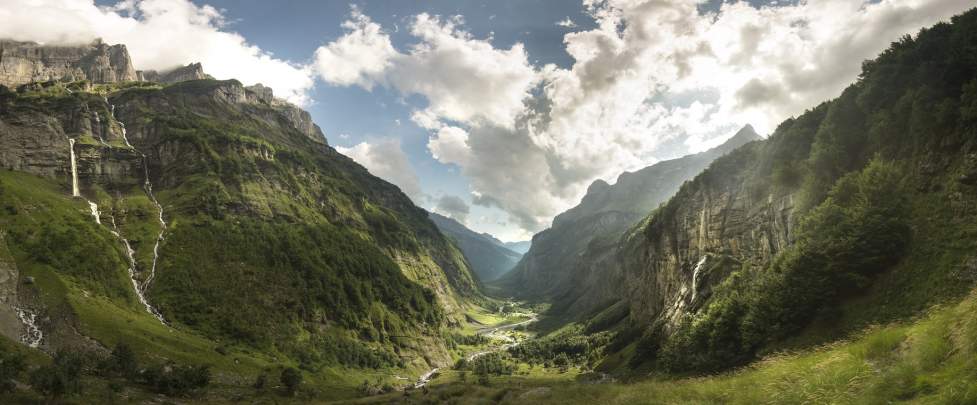 HIKING - DENTS BLANCHES TOUR