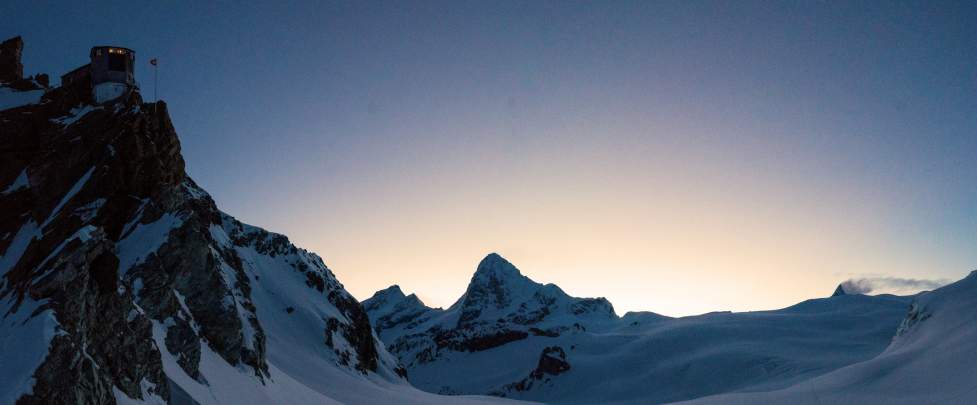 Haute route Chamonix Zermatt en été par les glaciers, refuge Bertol